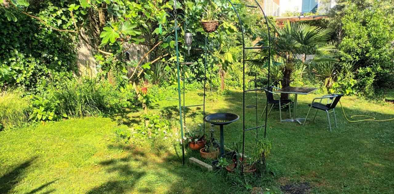 Gite Du Jardin Secret 생발레리 쉬르 솜므 외부 사진